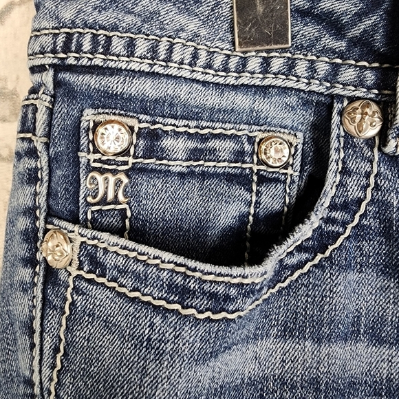 Miss Me Mini Flower Mid Rise Bootcut  Jeans Rhinestone Embellished Blue 30 x 32 - Picture 6 of 16